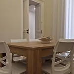 Ancients Courts Of Apartament Katania