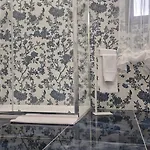 Apartament Ancients Courts Of