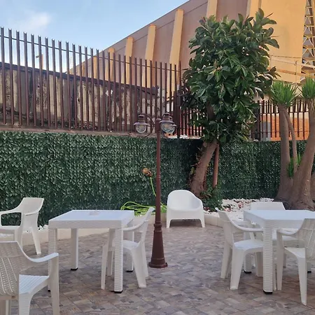 Ancients Courts Of * Catania